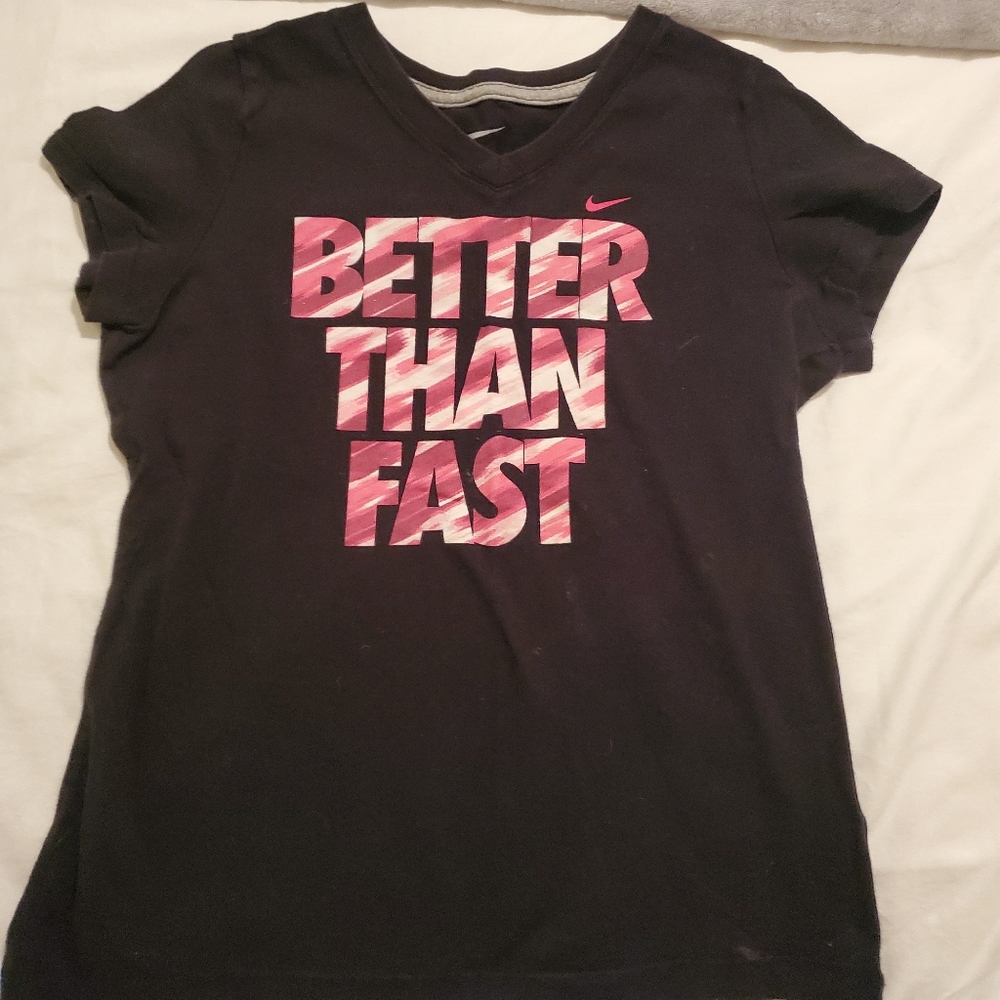 Girls Nike top M(8)